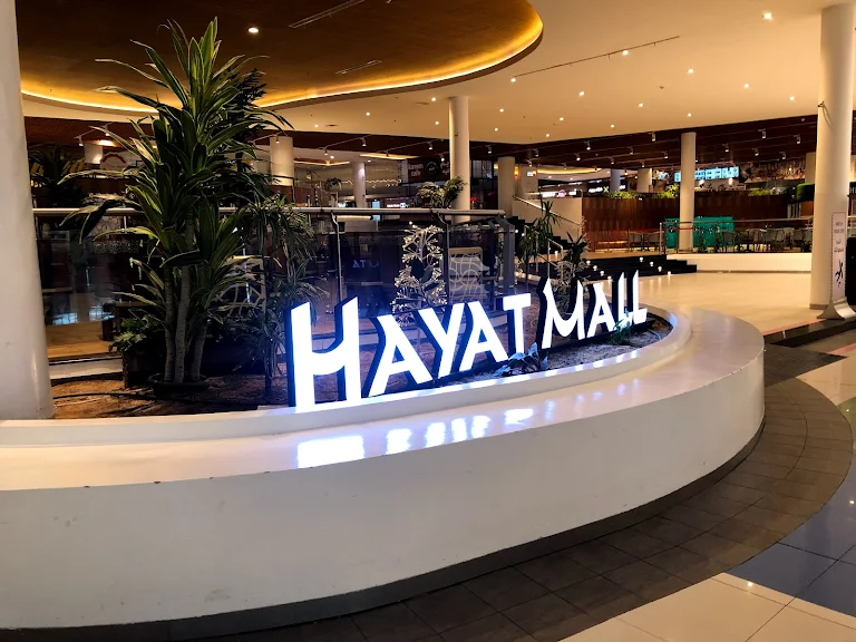 Hayat Mall Riyadh restaurants