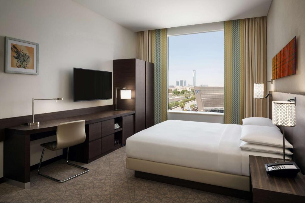 Tahlia Street hotels in Riyadh