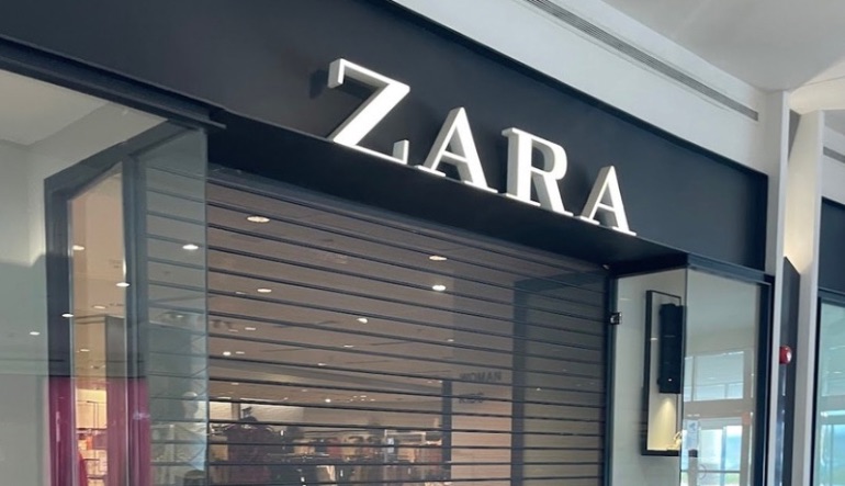 فرع زارا في غرناطة مول